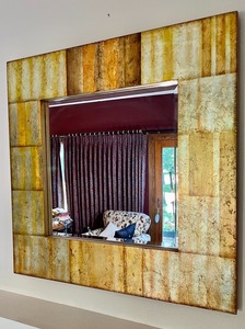 lot 84 image: Decorative Mirror