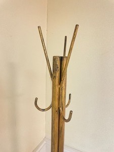 lot 67 image: Vintage Coat Rack