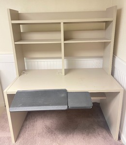 lot 40 image: Multi Shelf Particle Board Desk