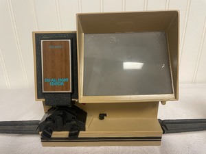 lot 73 image: Sears Du-All Eight Editor Lamp