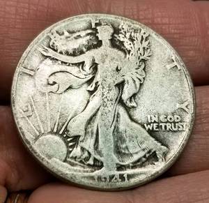 2 WALKING LIBERTY HALF DOLLARS 1941 1942