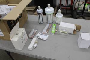 lot 66 image: Lot of (1 Box) LED Light Bulbs and Lighting  - Batec 4 LED Downlight LT-US-D48W2508E-04 5000K, Misc. Lamps