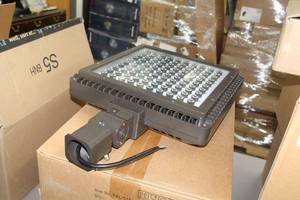 lot 117 image: Commercial  LED 100-lamp  Flood Light with Tilt Mount XYL137B-D (in box)
