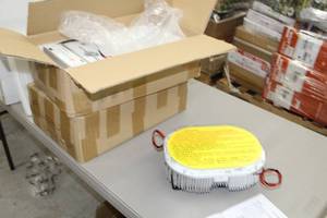 lot 125 image: Mean Well LED Retrofit Kits HLG-185H-24A (in 2 boxes)