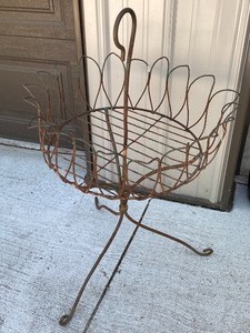lot 84 image: Vintage Wire Decorative Basket