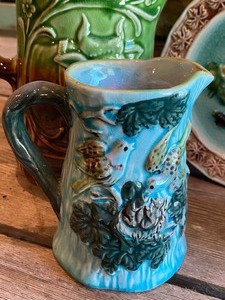 lot 90 image: Ceramic Majolica Ware (Reproduction) Lot of Seven Decorative Items