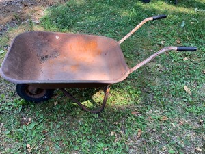 lot 126 image: Vintage Rusty Wheelbarrow