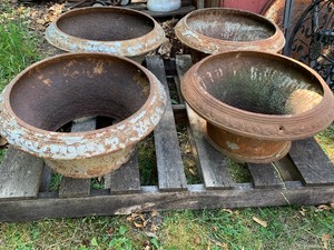 lot 127 image: Four Vintage Cast Iron Urn Tops
