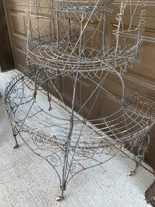 lot 133 image: Vintage Wire Tiered PlanterTrellis