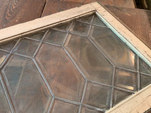 lot 142 image: Vintage Beveled Leaded Glass Window