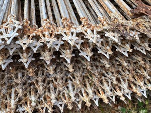 lot 125 image: Vintage Impressive Metal Fence Segments