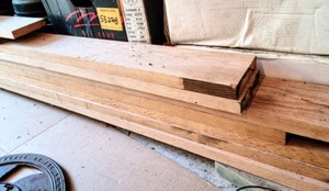 lot 262 image: Red Oak Boards