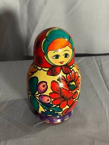lot 33 image: 5pcs Wood Russian Nesting Dolls Babushka Matryoshka