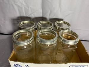 lot 89 image: 6 Quart Jars with Lids