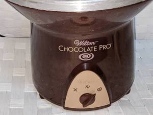 lot 131 image: Wilson Chocolate Pro Tabletop Fountain