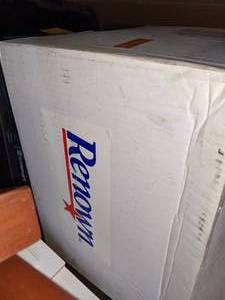 lot 170 image: Case of Renown Premium Large Mop Heads