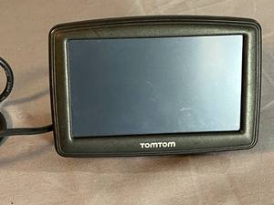 lot 91 image: TomTom Navigation System