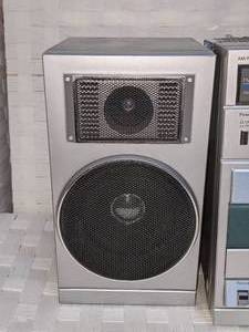 lot 55 image: Vintage JCPenney AMFM Stereo Receiver Cassette Player Recorder Shelf System