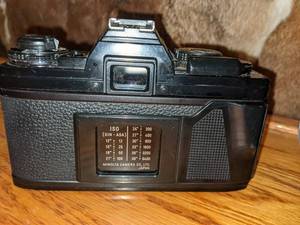 lot 39 image: Minolta Black X-700 35mm Manual Focus Camera w2 Lenses, Case