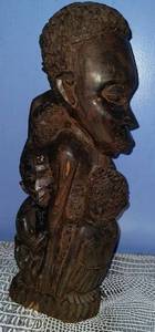 lot 48 image: African Mokonde Family Tree of Life Ebony Wood Carving Sculpture 7 Figure