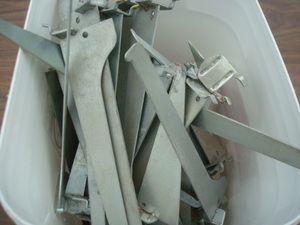 lot 63 image: Shelving Brackets