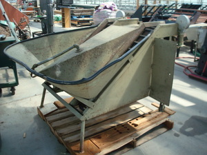 lot 152 image: Produce Bagger