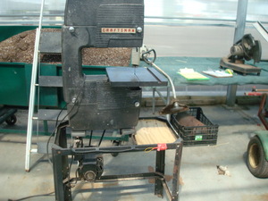 lot 153 image: Craftsman Band Saw