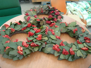 lot 169 image: Wreathes