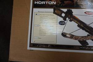 lot 14 image: Horton Summit 150 Cross Bow Package