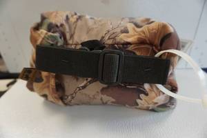 lot 75 image: Field Line Pro Series Advantage Camo Cloth Fanny Pack
