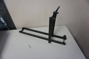lot 113 image: Pro Line Brand Cross Bow Cocking Device