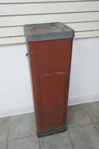 Vintage garbage bin