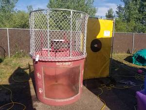 lot 330 image: 350 Gallon Dunk Tank