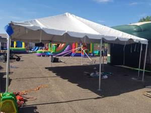 lot 346 image: Celina 20 X 20 Classic Tent