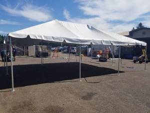 lot 374 image: Celina 20 X 30 Classic Tent
