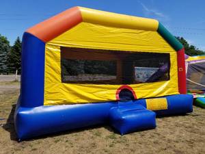 lot 349 image: 15 X 20 Extra Large Multicolor Bounce House