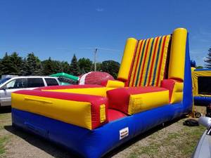 lot 352 image: Velcro Wall