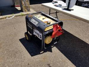 lot 370 image: Champion 9000 SU Watt generator (7000 Watts  continuous)