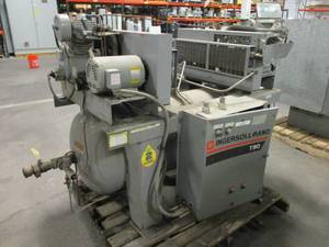 lot 26 image: Ingersoll-Rand T30 Compressor