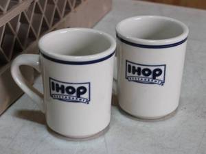 Coffee Cups 8 OZ IHOP Restaurant Printed On Them  Lot Of 6 Cups