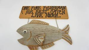 lot 89 image: Wooden Hanging Sign