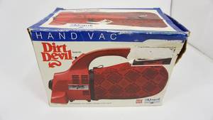 lot 98 image: Royal Electric Dirt Devil Hand Vac