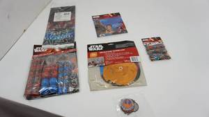 lot 131 image: Six Star Wars Items