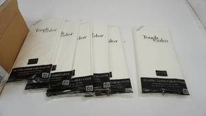 lot 134 image: Six Touch Of Color Plastic Lined Table Covers