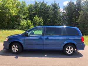 2011 Dodge Grand Caravan Express - Illinois Vehicle