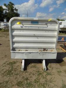 Alum Semi Cap Proctor with Chain box, U Bolts,