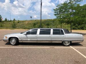 1995 Cadillac FleetwoodBrougham - 6 Door - Very nice 58,248 MILES