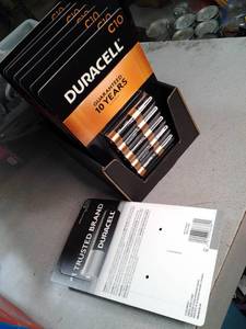 lot 71 image: 9 Duracell Batteries 10 packs of ...