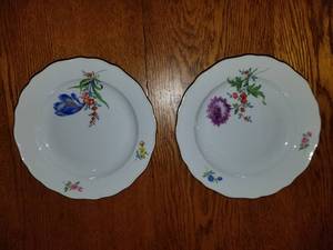 lot 56 image: Meissen Porcelain Plates