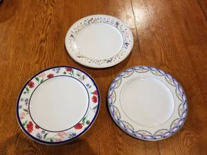 lot 58 image: Tiffany Porcelain